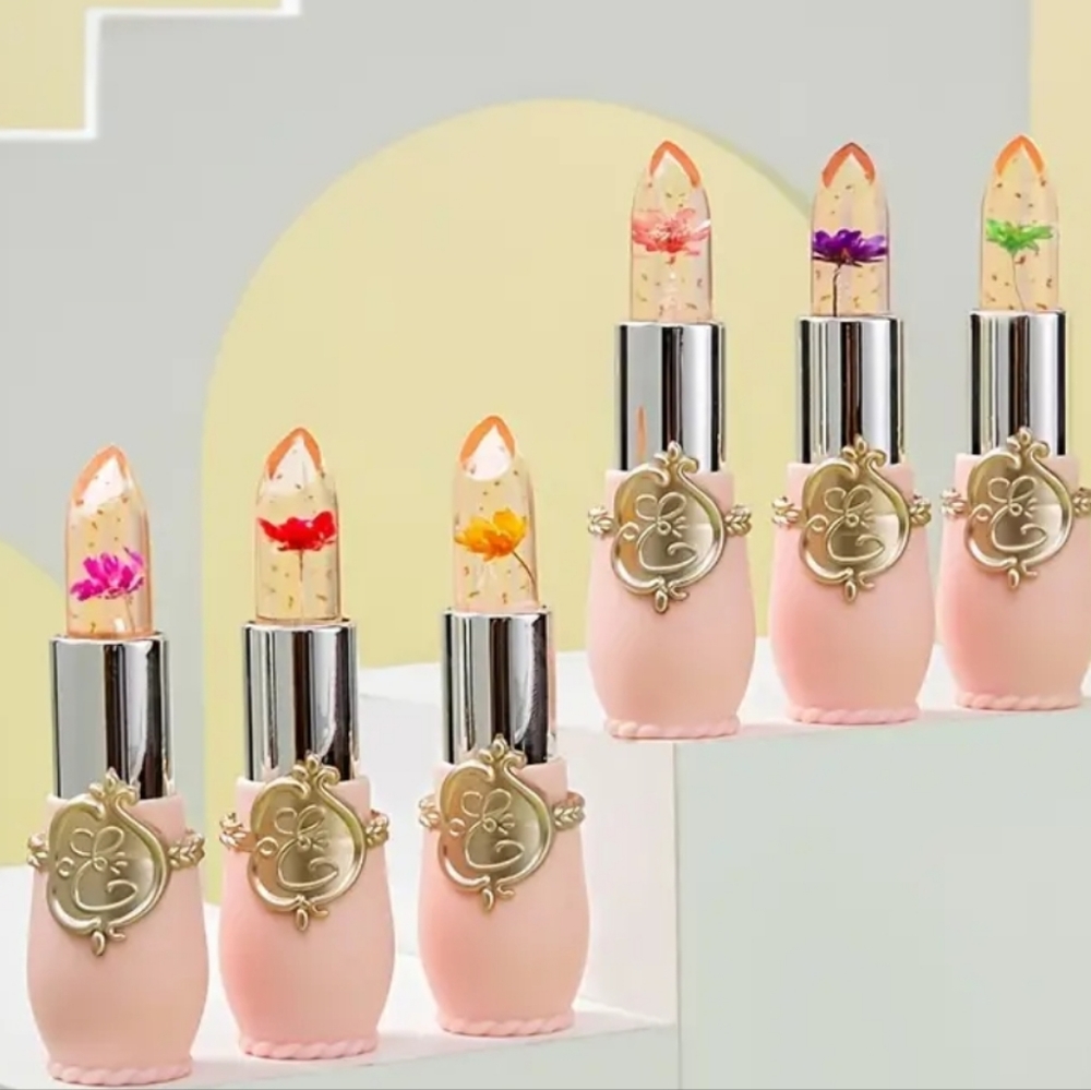 NIB Color changing lipstick